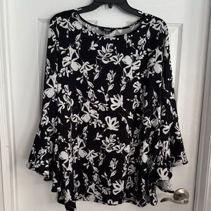 Investments Black and White Floral Blouse